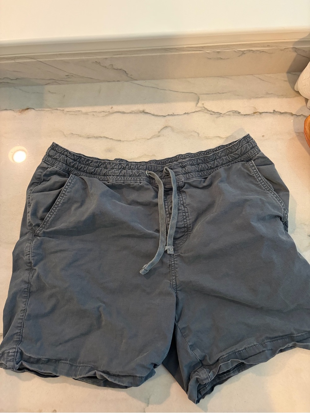 Lucky Brand Men's Elastic Drawstring Shorts - Slate Gray